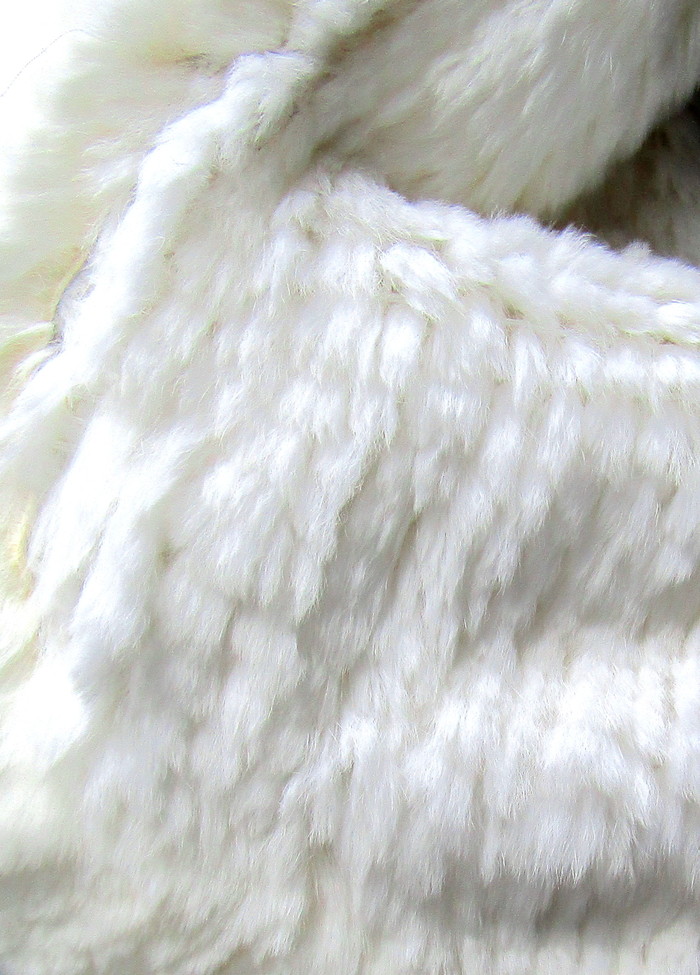 Pre-Owned Creamy White Rex Rabbit Bolero Jacket ( size: Med) - Madison ...