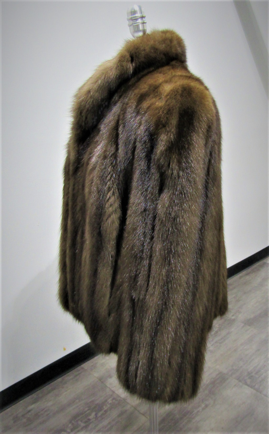 Russian Barguzin Sable Pre Owned Jacket Size 8 10 Madison Avenue Furs And Henry Cowit Inc
